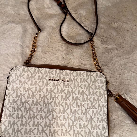 Michael Kors - Picture 5 of 5